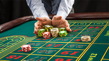 Jogos de Mesa - Roleta e Blackjack